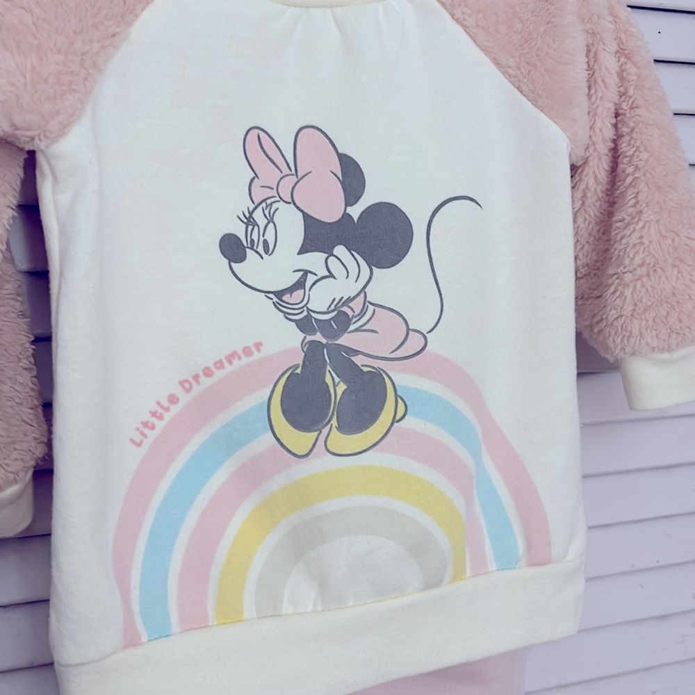 Minnie Mouse Matching Set - Picture 3 of 3